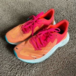 New balance running shoes